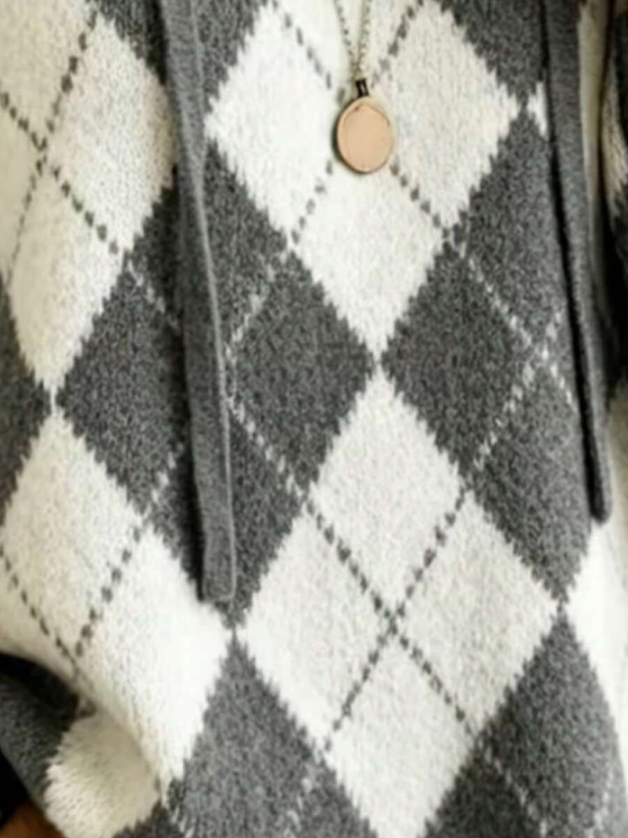 Danièle | Poncho à capuche motif losanges