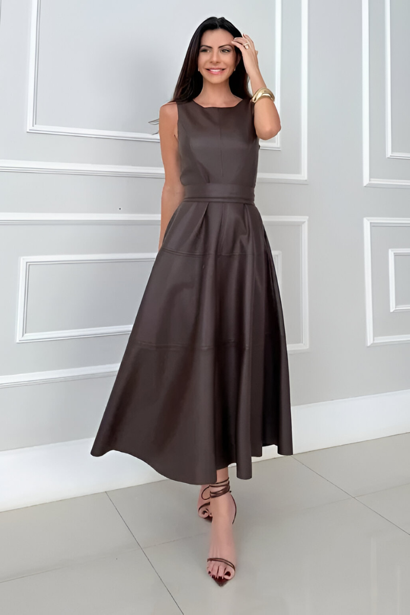 Kira™ | Robe moderne et élégante aspect cuir
