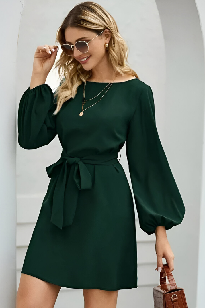 Lira™ | Élégante Robe Ceinturée en Satin