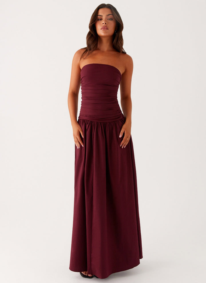 ÉLÉGANCE PURE – ROBE