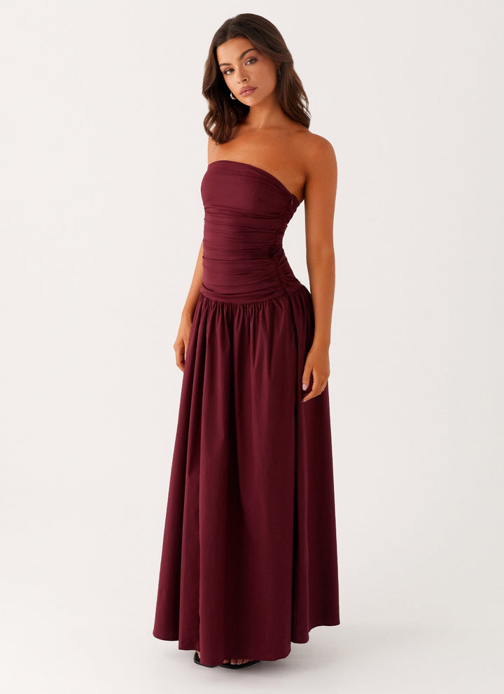 ÉLÉGANCE PURE – ROBE
