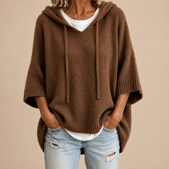 Renée | Pull poncho à capuche et manches courtes