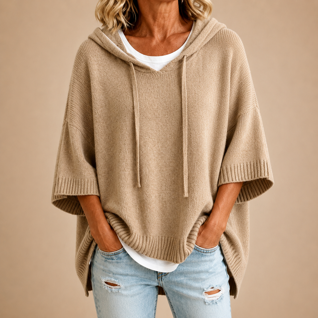 Renée | Pull poncho à capuche et manches courtes