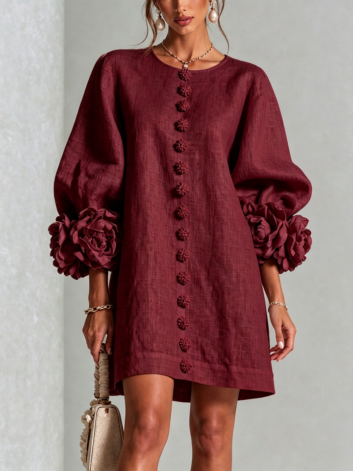 Éléonore | Robe courte à fleurs 3D et boutons ornementaux