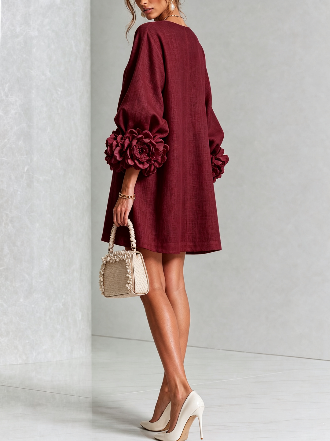 Éléonore | Robe courte à fleurs 3D et boutons ornementaux