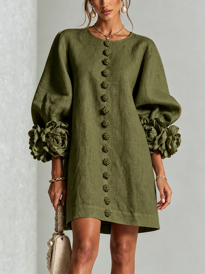 Éléonore | Robe courte à fleurs 3D et boutons ornementaux