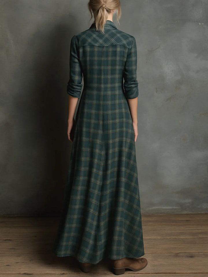 Robe chemise longue à revers à carreaux