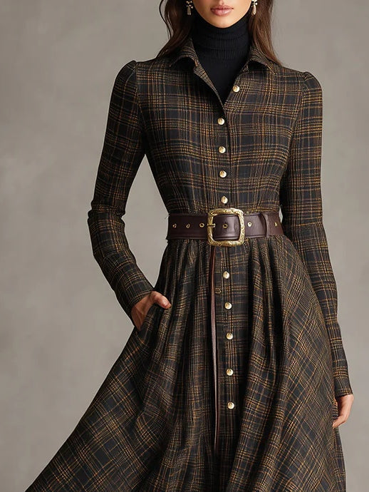 Robe chemise longue à carreaux avec ceinture assortie