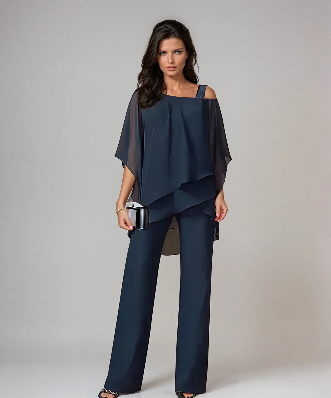 Nathalie | Ensemble pantalon blanc à top asymétrique